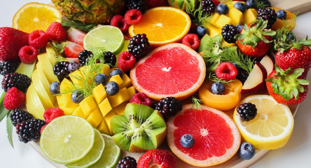 Tápanyagtáblázat – Kalóriatáblázat: Gyümölcsök kalória - Gyümölcsök szénhidráttartalma